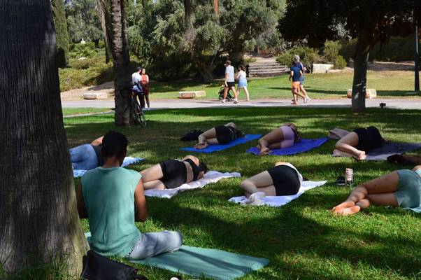 Yoga nidra: yogi deep sleep