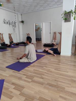 Online breathwork and meditation